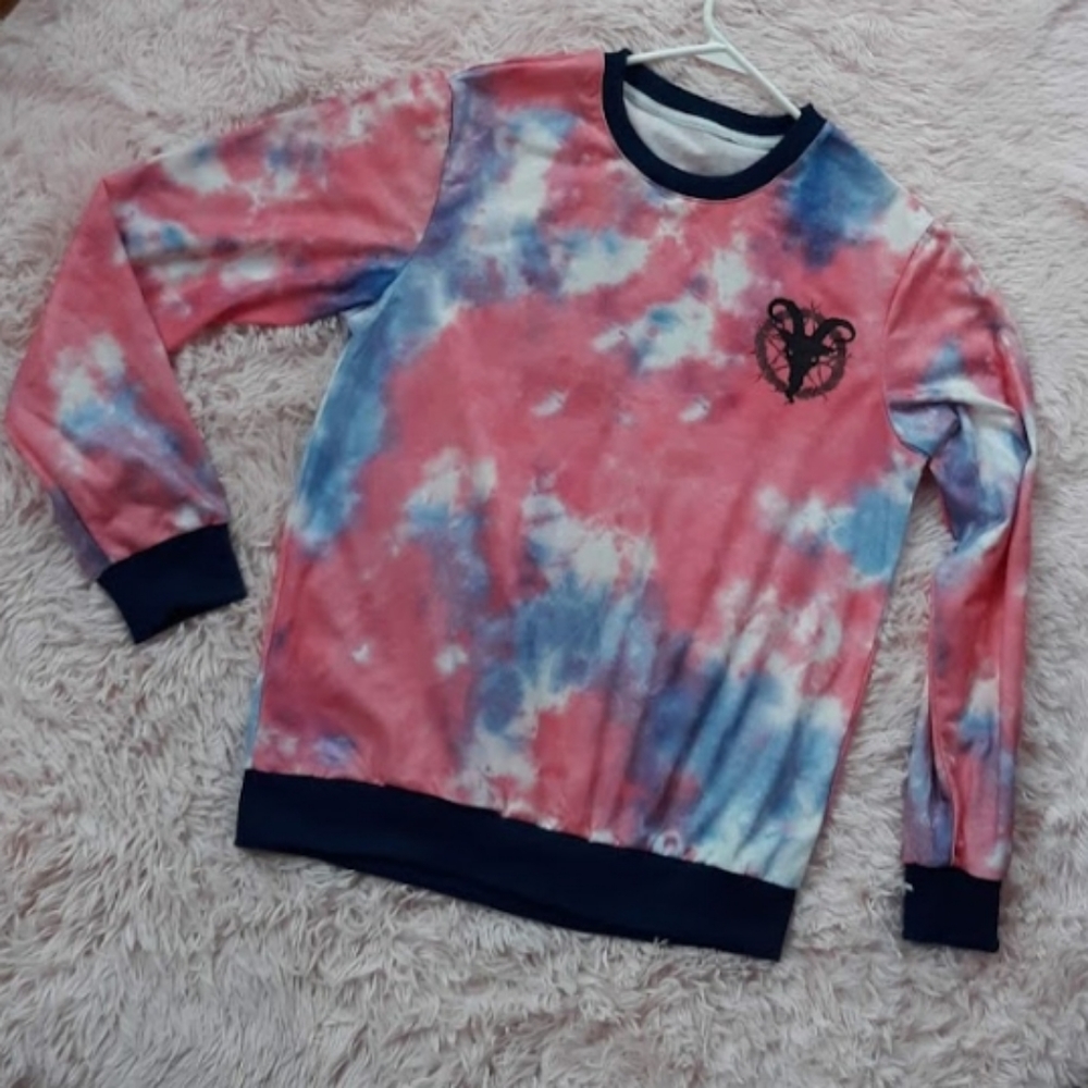 Sold! Cute yet darksided horned goat pagan pentagram sweater - Picture 5 of 5